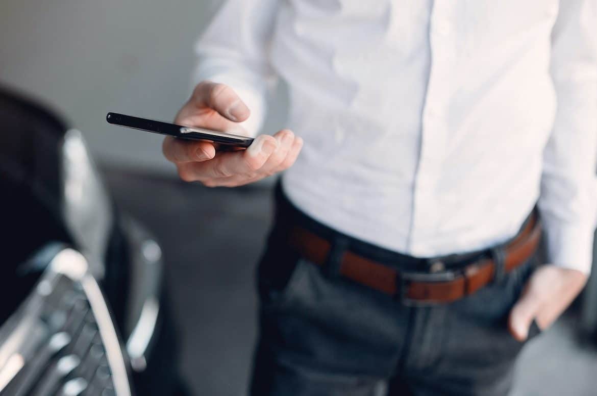 Professione ICT security consultant.